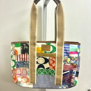 Vintage COACH Hampton Multicolor Patchwork Signature Fabric Bag